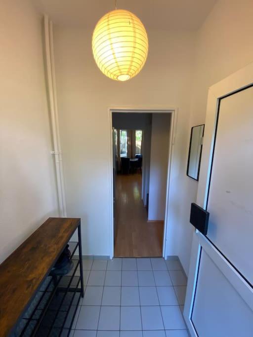 Apartment With Balcony Berlin Bagian luar foto